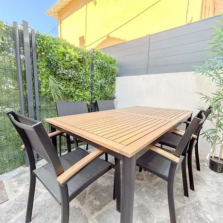 شقة Avec Parking Terrasse Et Proche De La *