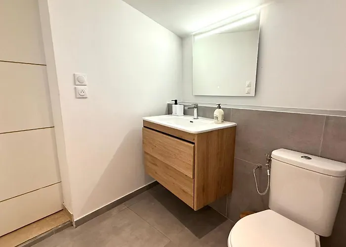 Avec Parking Terrasse Et Proche De La Apartamento *